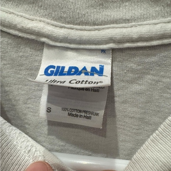 White and Pink Graphic T-Shirt SMALL - Picture 3 of 5